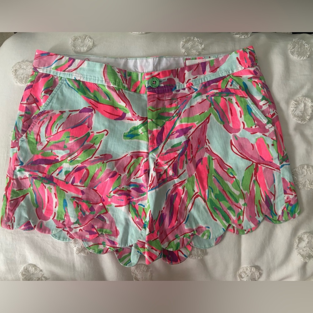 Lilly Pulitzer Buttercup Scalloped Shorts